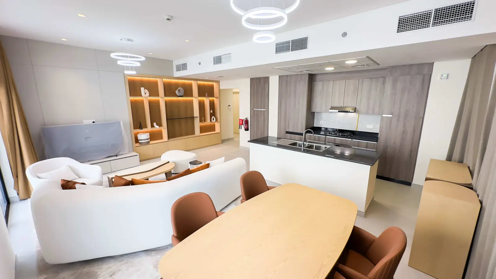 Spacious living room interior at C‑3 Gardens Saadiyat Island Abu Dhabi featuring modern finishes and natural light